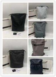 Picture of Issey Miyake Lady Handbags _SKUfw111999122fw